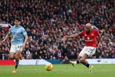 Manchester United vs Manchester City (19:30 – 17/01)