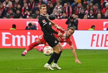 Bayern Munich vs St. Pauli (21:30 – 29/11)
