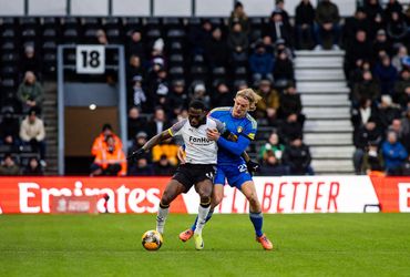 Derby County vs Leeds United (19:00 – 11/01)