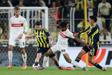 Fenerbahce vs VfB Stuttgart (23:45 – 23/10)