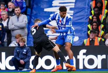 Brighton vs Leeds United (22:00 – 01/11)