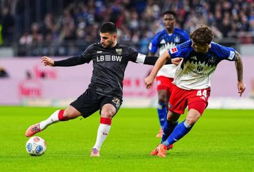 Hamburger SV vs VfB Stuttgart (21:30 – 30/11)