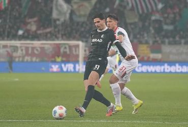 Augsburg vs SC Freiburg (23:30 – 18/01)