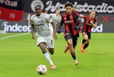 Eintracht Frankfurt vs VfL Wolfsburg (23:30 – 30/11)