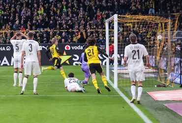 Dortmund vs St. Pauli (21:30 – 17/01)