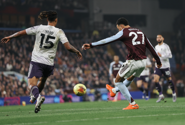 Aston Villa vs Manchester United (23:30 – 21/12)