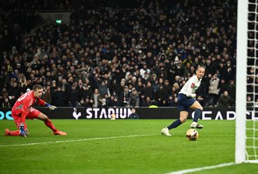 Tottenham vs Aston Villa (00:45 – 11/01)
