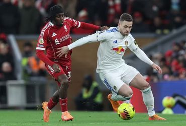 Liverpool vs Leeds United (00:30 – 02/01)