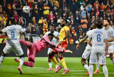 RC Lens vs Lorient (23:15 – 02/11)