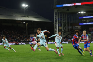Crystal Palace vs Brentford (22:00 – 01/11)