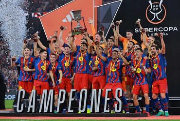 Barcelona vs Real Madrid (02:00 – 12/01)