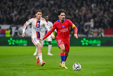 Lyon vs PSG (02:45 – 10/11)