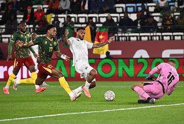 Nam Phi vs Cameroon (02:00 – 05/01)