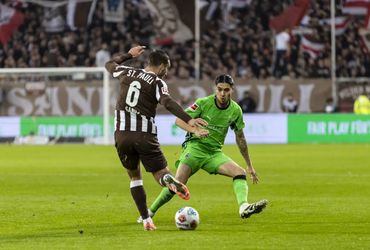 St. Pauli vs B. Monchengladbach (21:30 – 01/11)