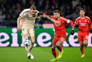 AFC Ajax vs Benfica (00:45 – 26/11)