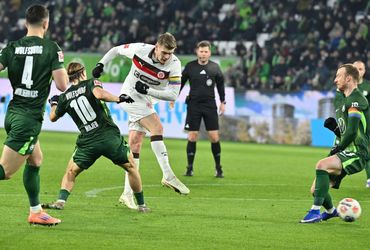 VfL Wolfsburg vs St. Pauli (00:30 – 15/01)
