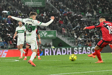 Elche vs Rayo Vallecano (00:30 – 22/12)