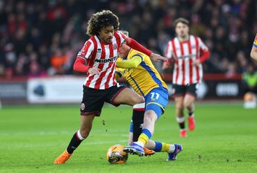 Sheffield United vs Mansfield Town (21:30 – 11/01)