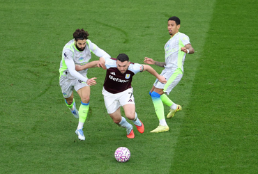 Aston Villa vs Manchester City (21:00 – 26/10)