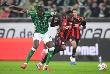 Werder Bremen vs Eintracht Frankfurt (02:30 – 17/01)