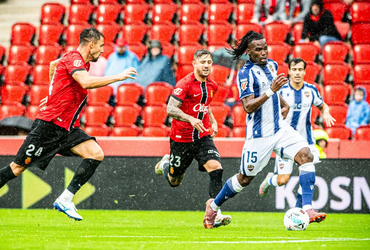 RCD Mallorca vs Levante (20:00 – 26/10)
