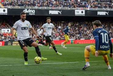 Valencia CF vs Espanyol (22:15 – 24/01)