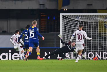 Hellas Verona vs Torino (00:00 – 05/01)