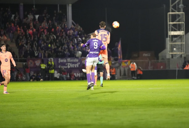 CD Guadalajara vs Barcelona (03:30 – 17/12)