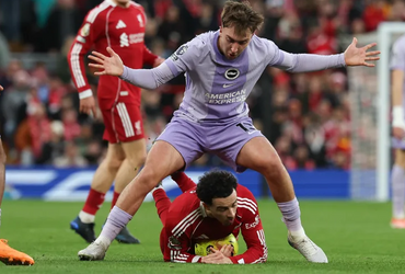 Liverpool vs Brighton (22:00 – 13/12)