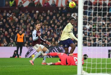 Aston Villa vs Everton (23:30 – 18/01)