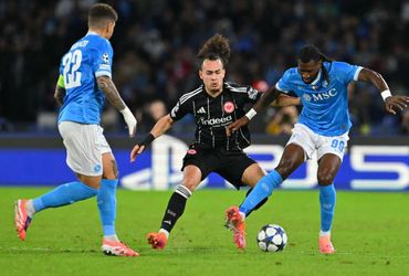 Napoli vs Eintracht Frankfurt (00:45 – 05/11)
