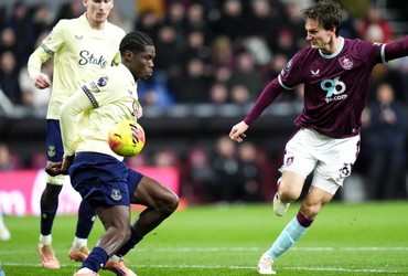 Burnley vs Everton (22:00 – 27/12)