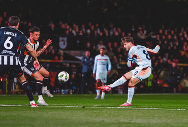 Grimsby Town vs Brentford (02:45 – 29/10)